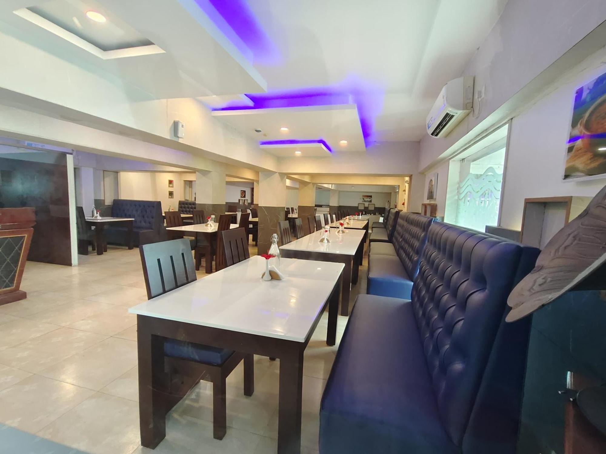 Rr Inn Group Of Hotels Komoryn Zewnętrze zdjęcie